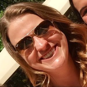 Meet your Posher, Nellie